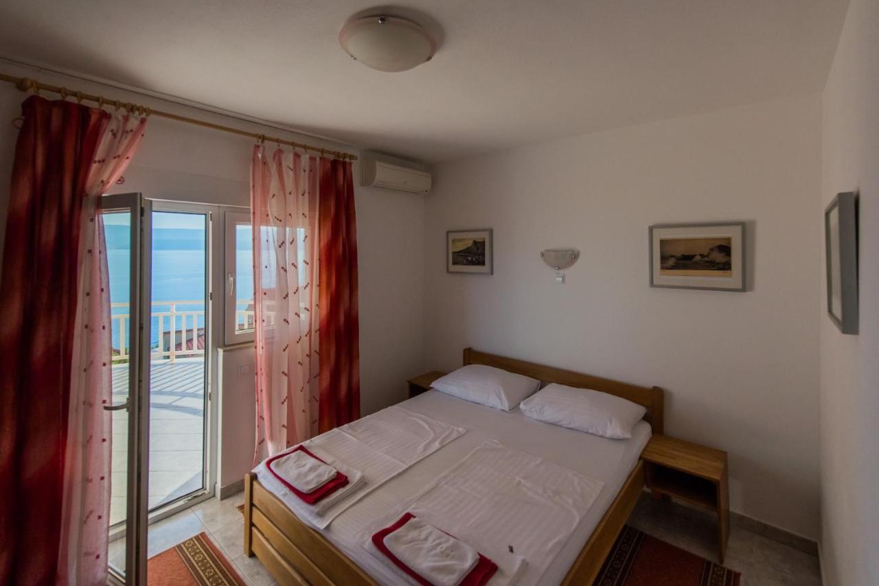 Villa Katarina Omiš Екстериор снимка